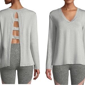 Beyond Yoga Time To Split Open Back Pullover Top - Light Heather Grey XS
